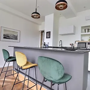 Entier - Refait A Neuf - Loft - City Center Apartment